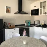 Estudios Rua Maior, 49-2b Lejlighed