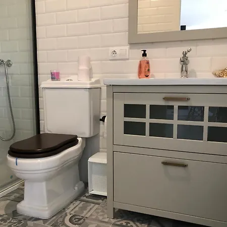 Estudios Rua Maior, 49-2b *