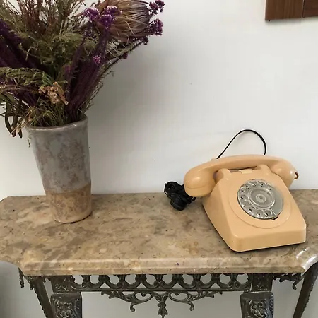 Estudios Rua Maior, 49-2b *