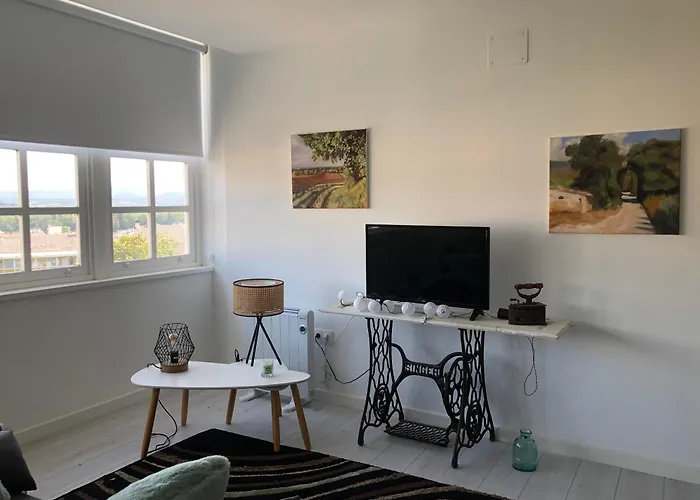 Estudios Rua Maior, 49-2b