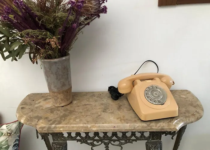 Estudios Rua Maior, 49-2b *